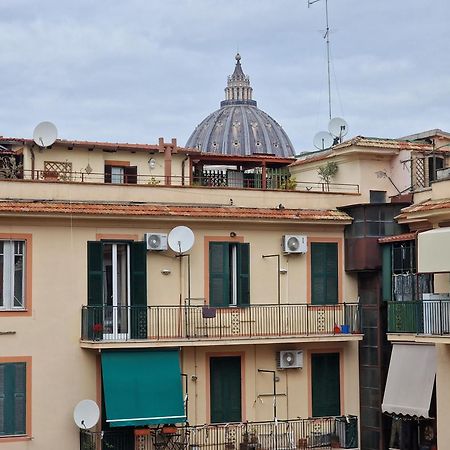 Vatican Bells Rome Bagian luar foto